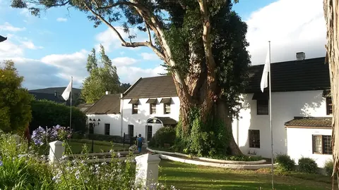 Houw Hoek Hotel