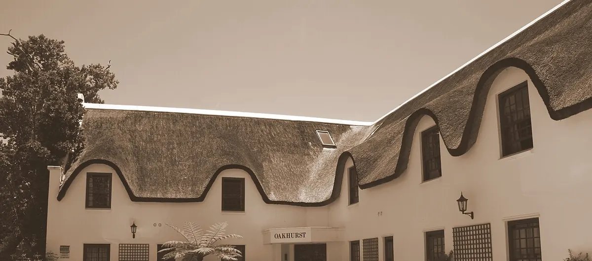 Oakhurst Hotel