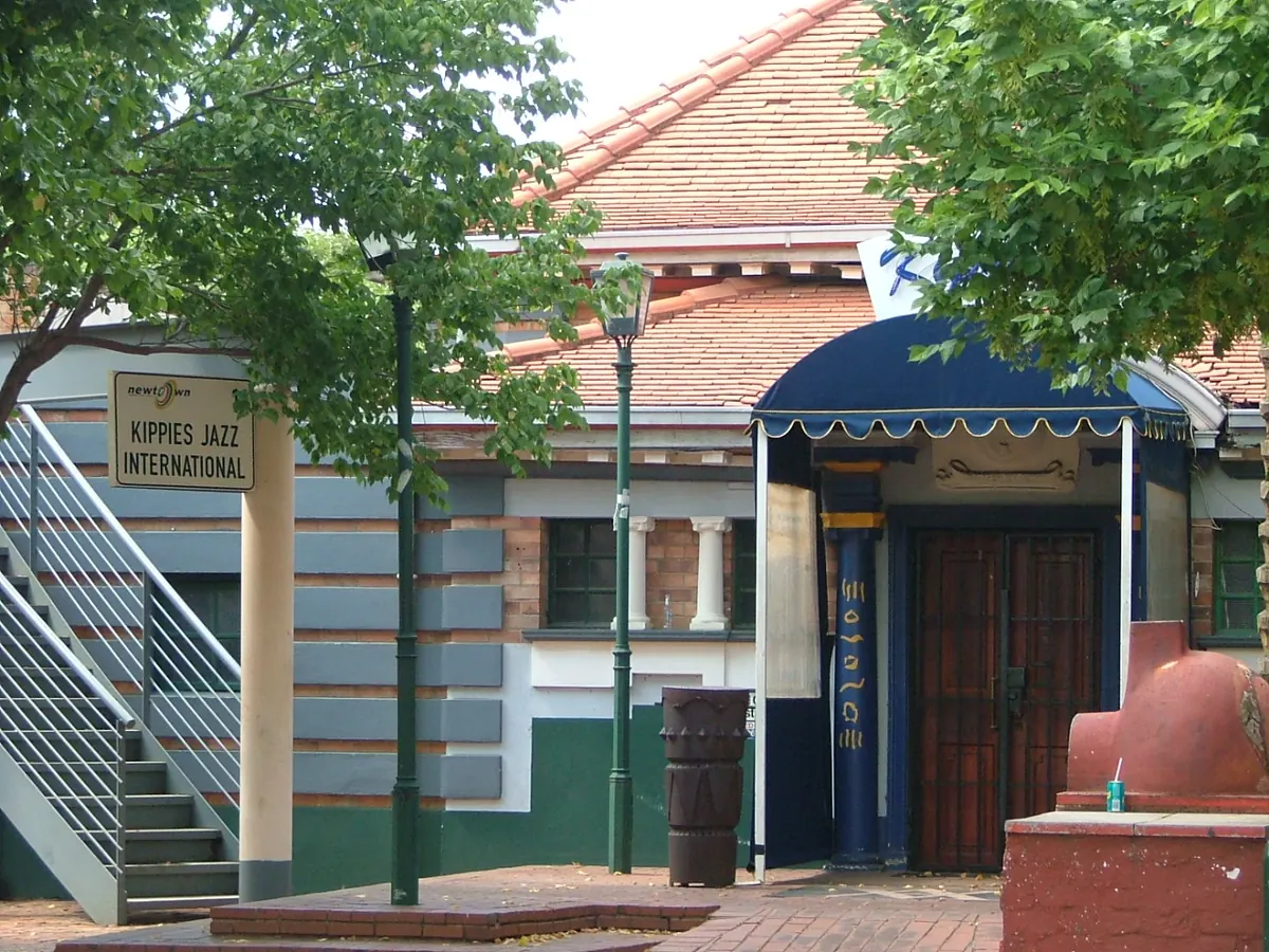 International Restaurant and Action Bar
