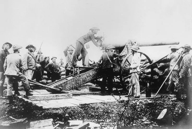 Long Tom Canon