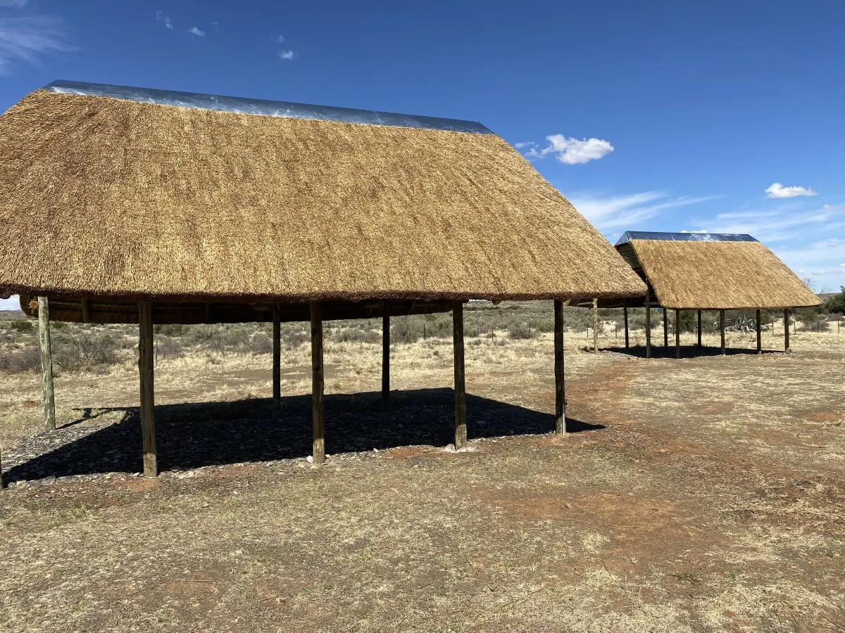 Kambro Accomodation and Farmstall
